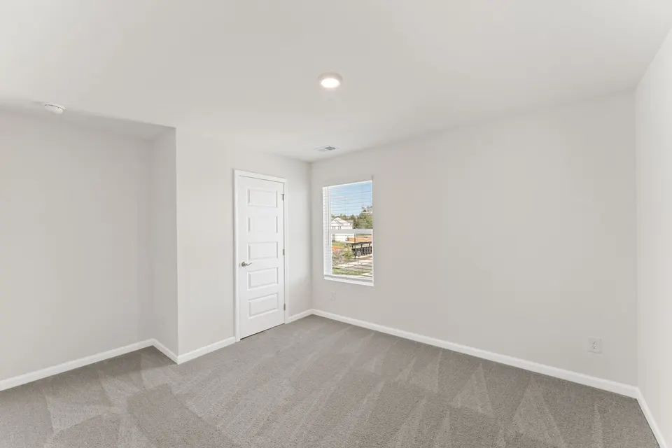 107 Stonecreek Ave photo 14