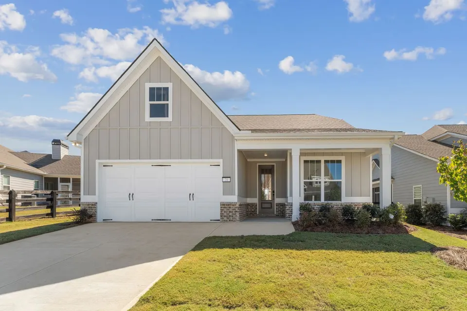 71 Heritage Pointe Dr, The Monroe