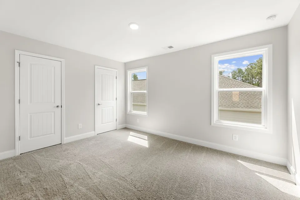 76 Stonebriar Cove photo 17