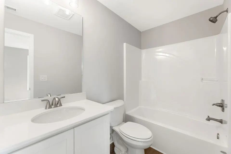 76 Stonebriar Cove photo 18